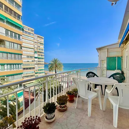 La Gavina Levante Sea Views Appartamento *