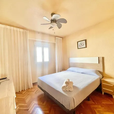 La Gavina Levante Sea Views * בנידורם